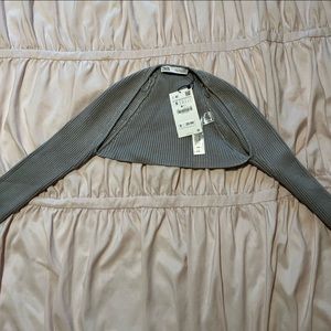 Zara EAC Long Sleeve Knit Ribbed Sweater